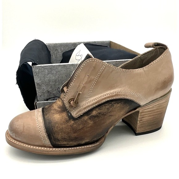 Freebird by Steven Catalina size 10 taupe/ multi. - Picture 2 of 7